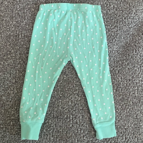 Carter’s Polka Dot Pijama 2 Piece Set - Picture 6 of 7